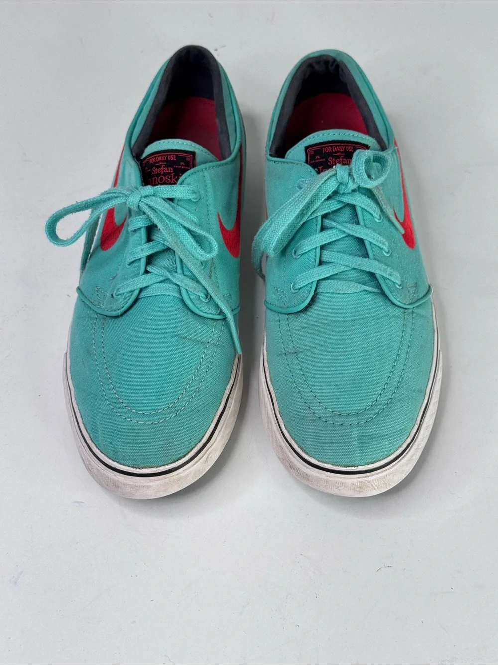 Stefan Janoski Nike Teal Canvas skateboarding Sneakers with Red Swoosh size 8.5